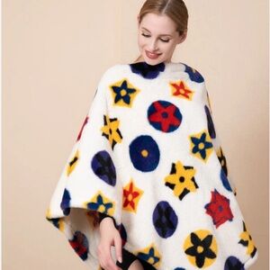 NWT Designer Inspired Poncho Cozy Soft New In Bag